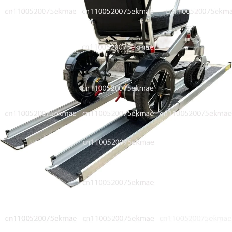 Portable Retractable Aluminum  Ramp, Anti-slip Stair Climbing Barrier-free Aid for Wheelchairs & Mobility Scooters