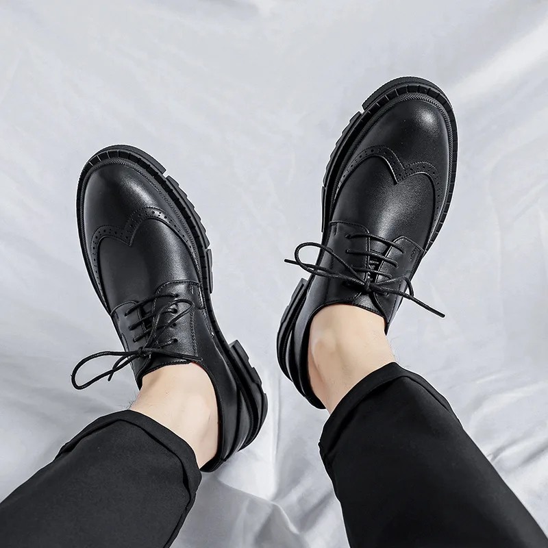 Italian Fashion Leather Shoes Moccasins For Men Casual Man Shoes Business Male Formal Pointed Fashion Wedding Black Thick Sole