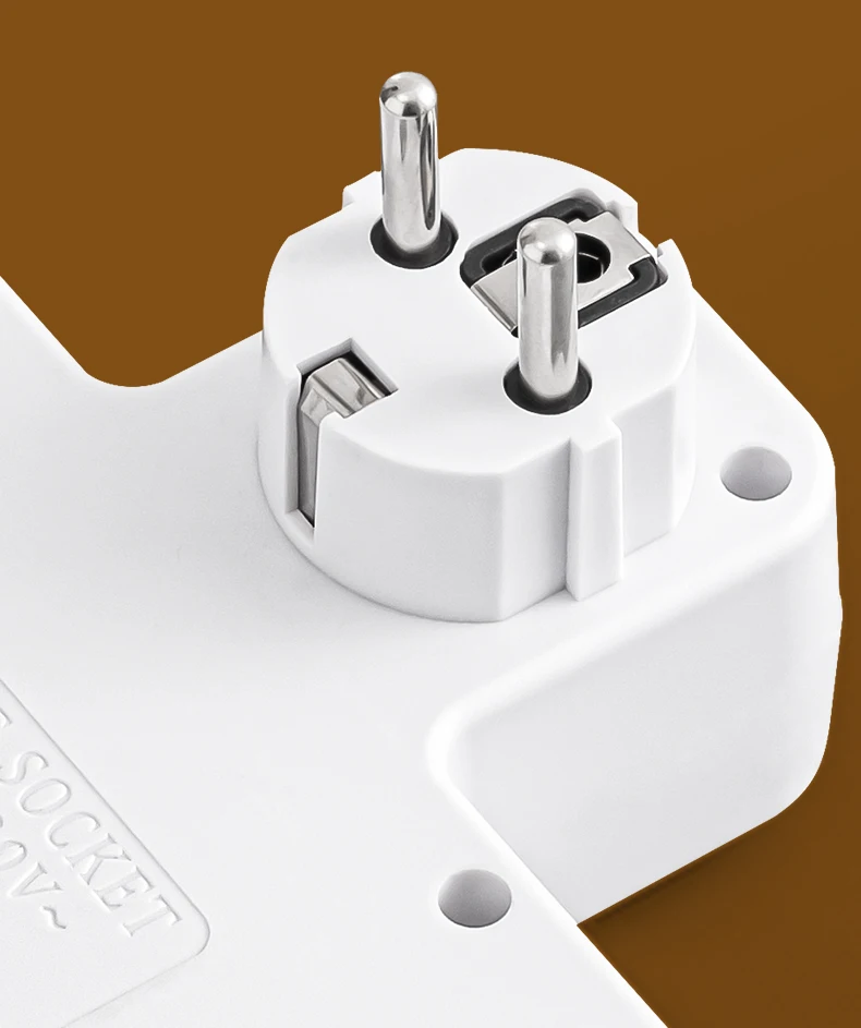 EU-Stecker-Steckdosenleisten. Zwei Spezifikationen mit oder ohne USB-Typ-C-Anschluss. Wandladegerät für das Heimbüro – Detail 28