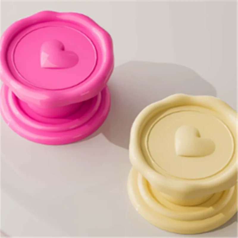 

Opener For Bathroom Smile Face Ball Toilet Lid Lifter Clown Toilet Lid Lifter Handheld Toilet Seat Cover