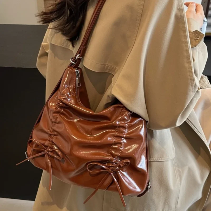 Bolsa de ombro de grande capacidade feminina, bolsas monocromáticas, bolsas axilas de luxo, nova moda, 2022, 2024