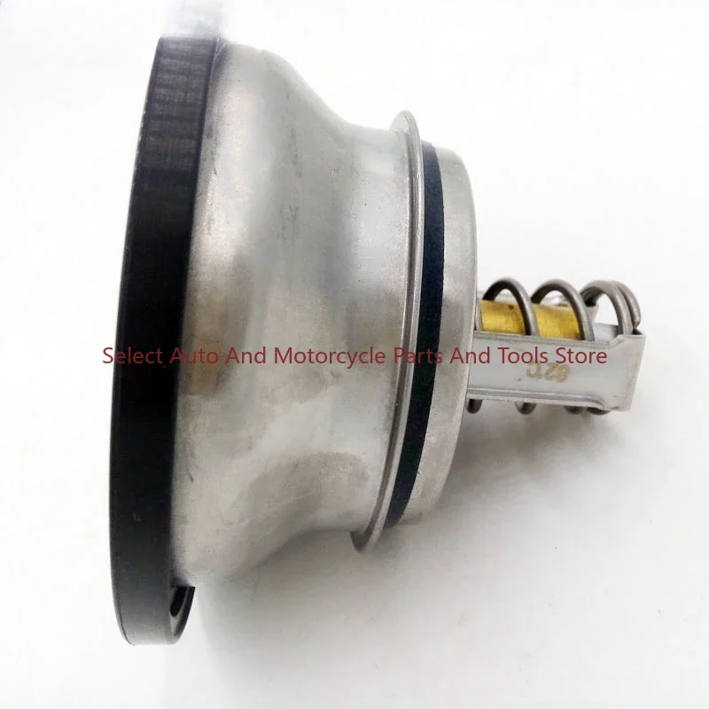 Supply 21237213/20560249 /21264664 82 ℃ for Volvo Truck Thermostat