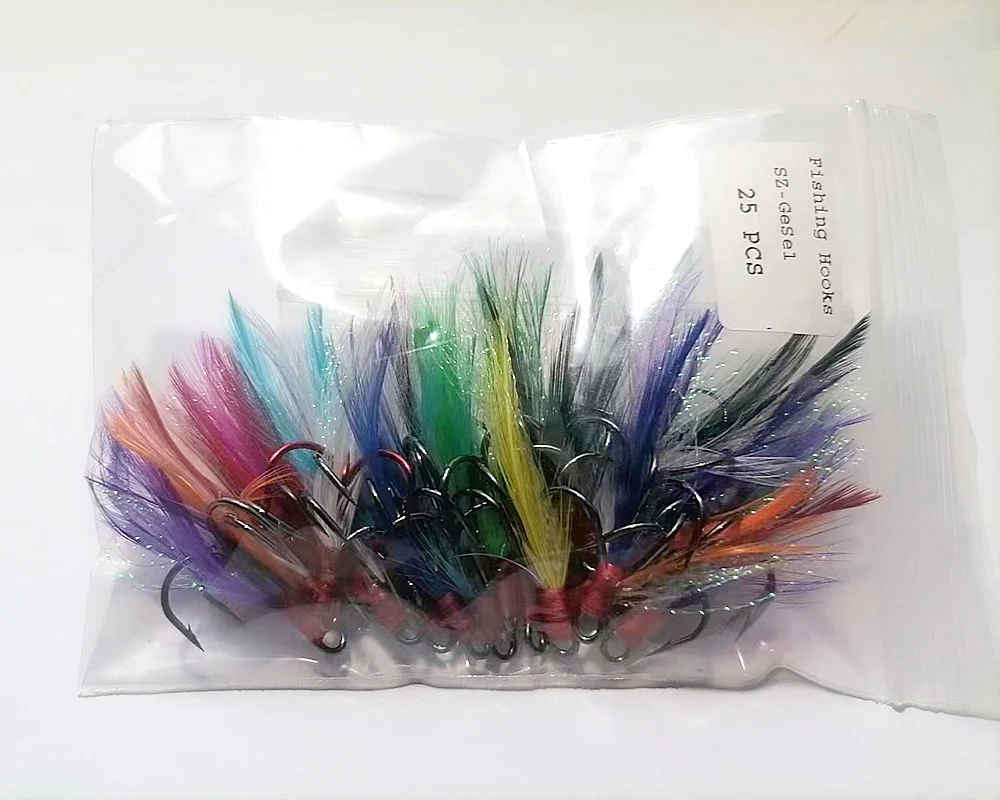 Lot 25pcs Treble Fishing Hook With Feather For Minnow Fly Fishing Lures Crankbaits 25 Colors Annular Sharpened Fishhook 10-3/0#