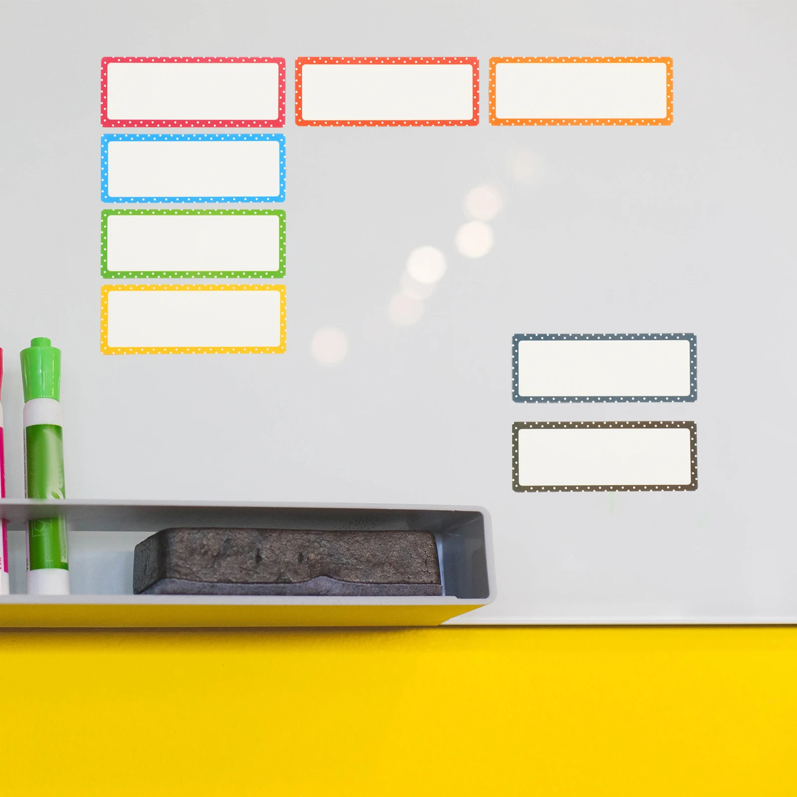 

2pcs Magnetic Dry Erase Name Tags Reusable Label Plates For Refrigerator Whiteboard Classroom Writable Labels Stickers Folder