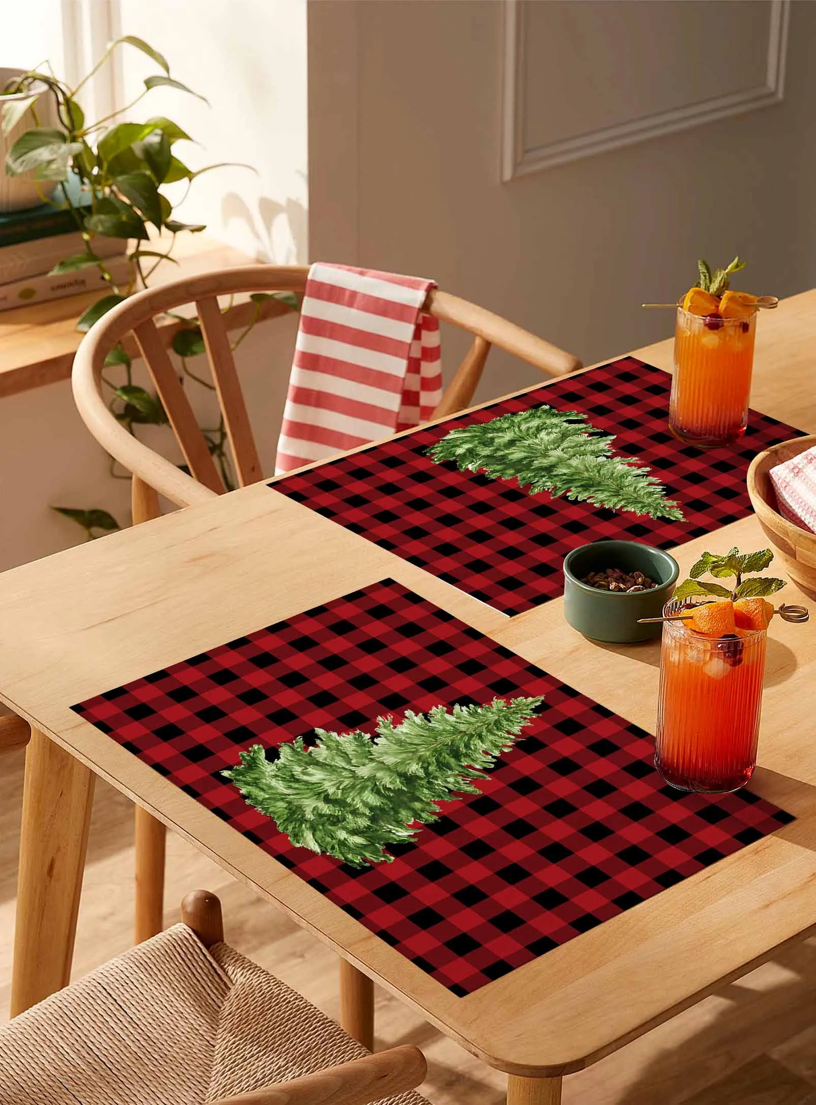 

4/6 Pcs Winter Christmas Tree Red Plaid Placemat Wedding Party Dining Decor Linen Table Mat Kitchen Accessories