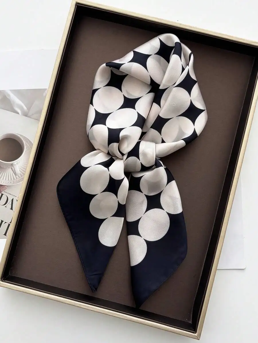 

65x65cm Faux Silk Square Scarf With Geometric Dot Pattern Unisex Fashion Accessory For Beach Outing Photo