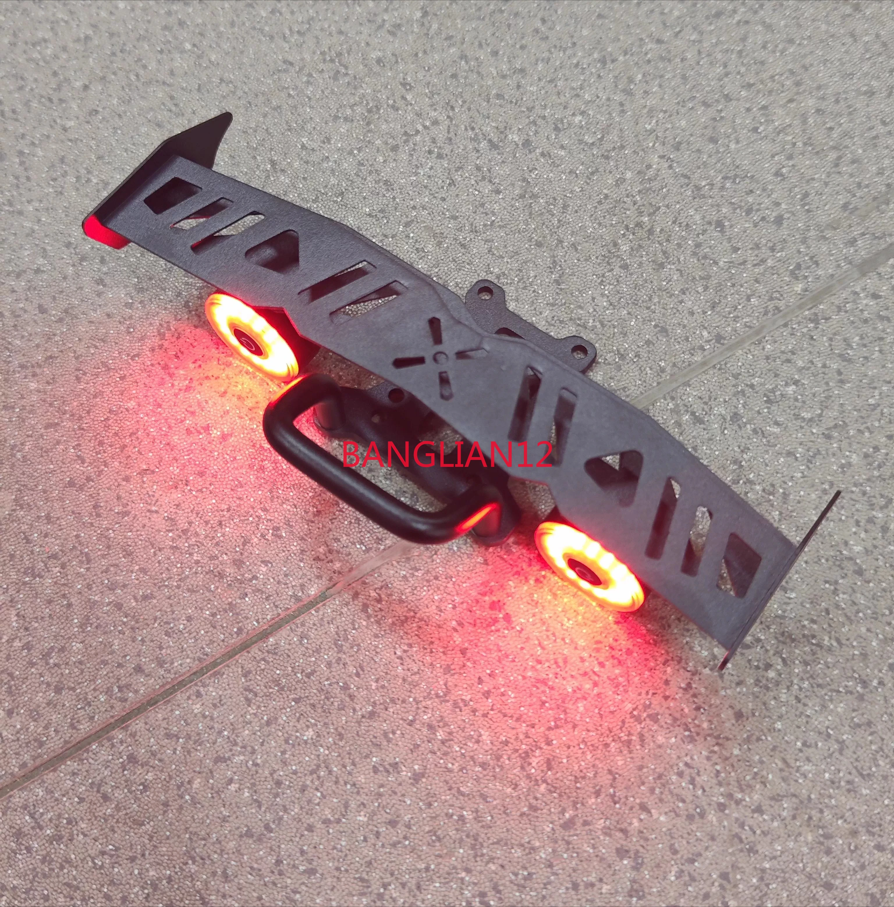 

Интеллектуальный датчик заднего фонаря в форме летучей мыши, индикатор заднего тормоза для электрического скейтборда