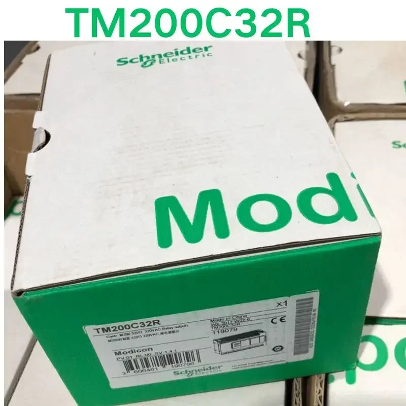 

Совершенно новый ПЛК Schneider TM200C32R