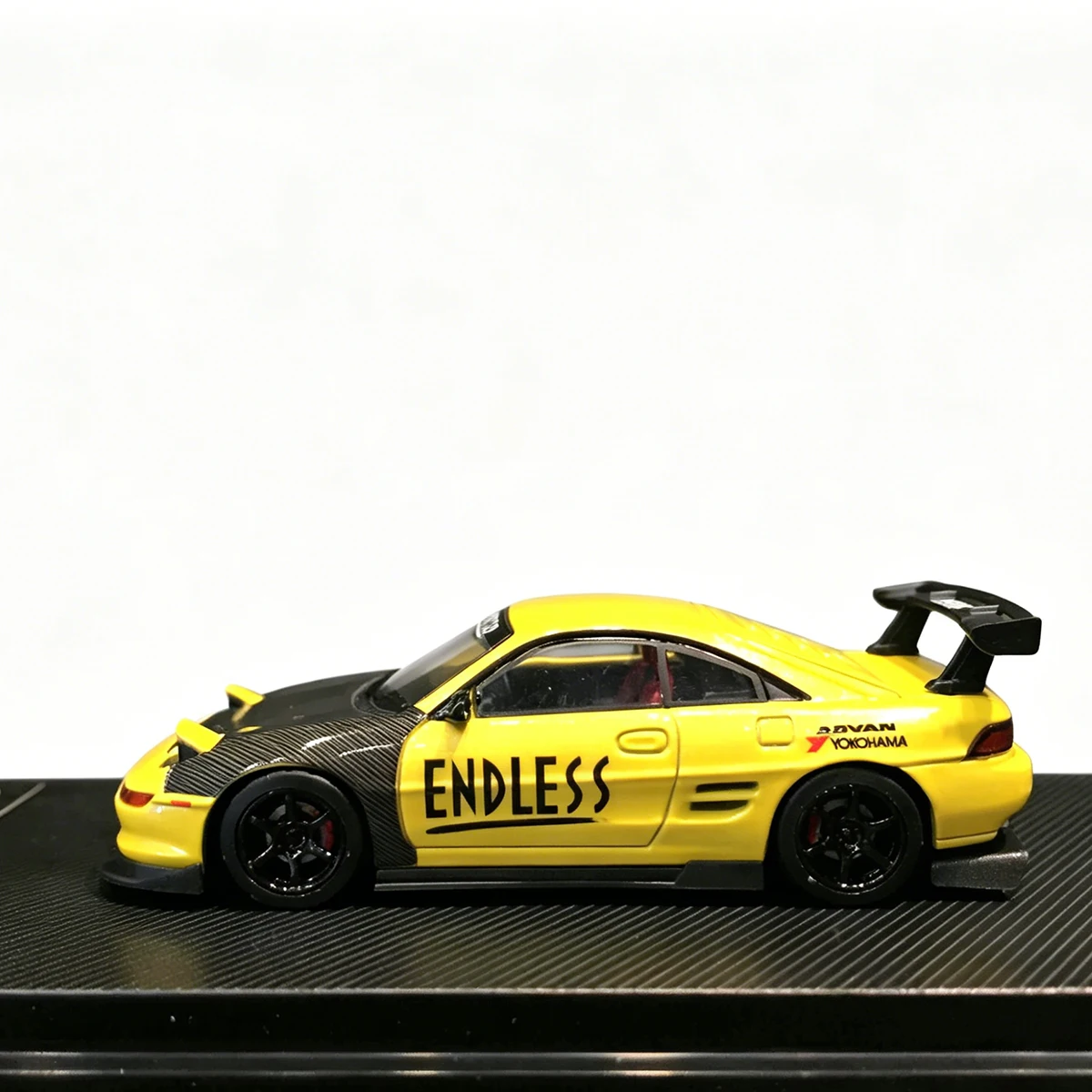 Micro Turbo 1:64 Toyota MR2 SW20 Revision 4 Classic Red White Racing Livery Diecast Model Car Item#MT6402D1 In Stock view 6
