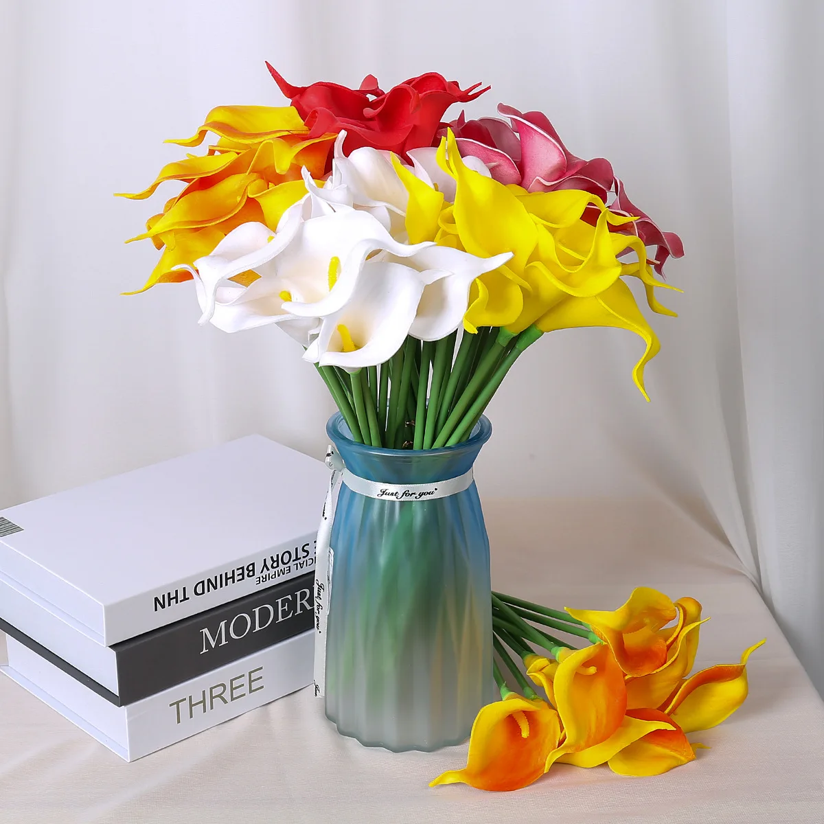 

Artificial PU Calla Lily Simulation Flower Living Room Table Flower Arrangement Plastic Fake Flower Decoration