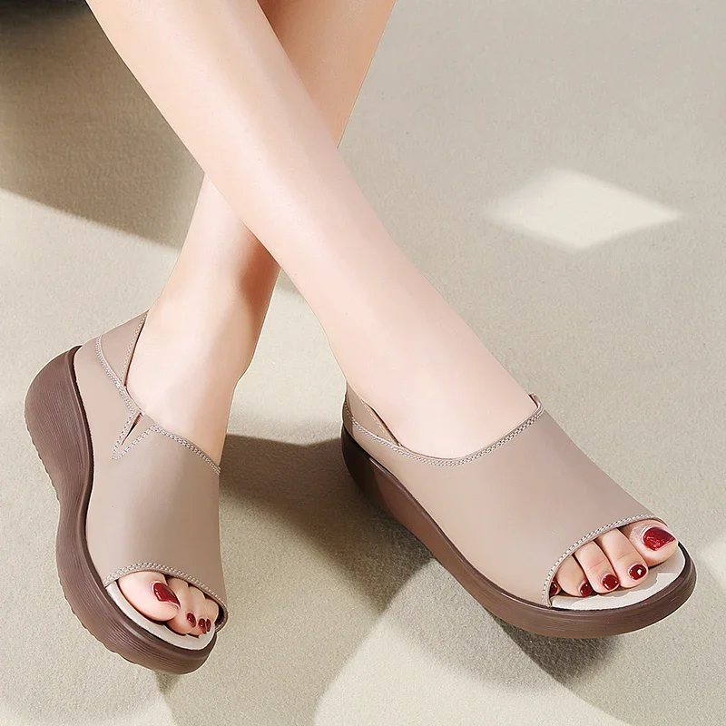 Plus Size 35-43 Shoes for Women Summer Women Slippers Leather Platform Slippers Wedges Peep Toe Outdoor Beach Sandalias Mujer
