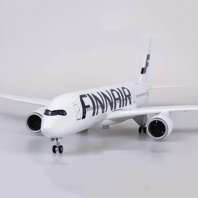 47CM 1/142 Scale Model FINNAIR Airways Diecast Resin Airplane Airbus A350 With Light and Wheel Collection Display Toys Gifts