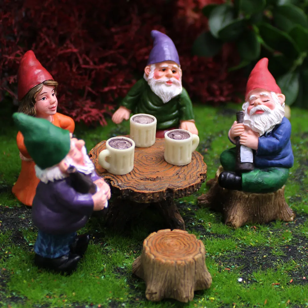 Resin Dwarf Garden Gnome Statue Set Handpainted Creative Christmas Mini Landscape Ornaments for Patio Yard Lawn Garden Decor