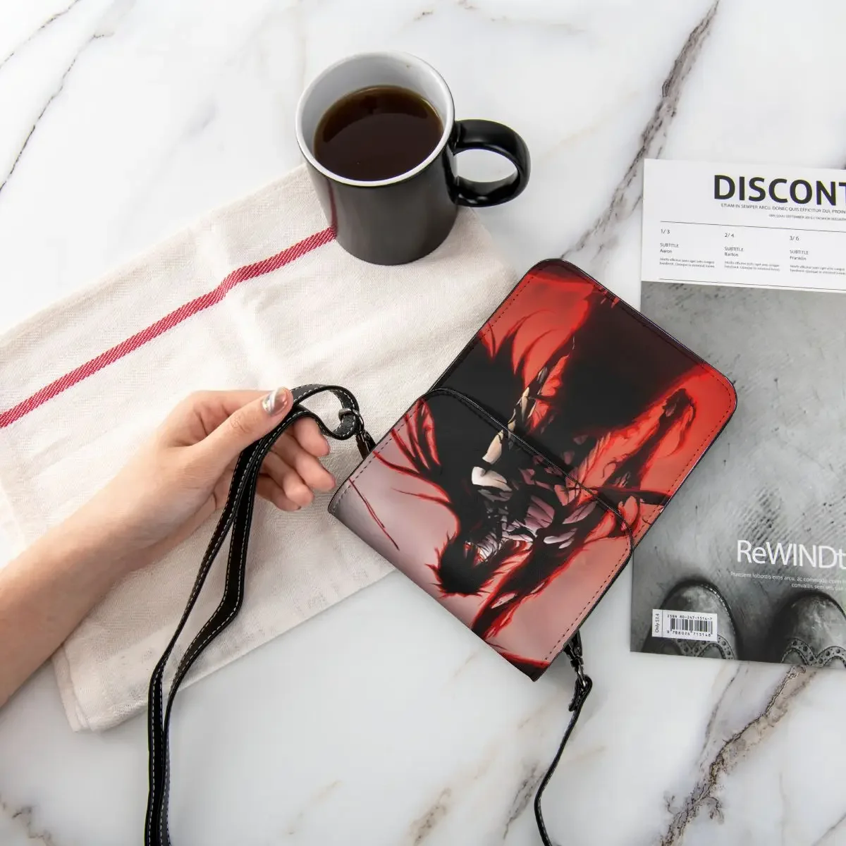 أنيمي بليتش كوروساكي برمجة Crossbody المحفظة حقيبة الهاتف الخليوي حقيبة الكتف محفظة الهاتف الخليوي حزام قابل للتعديل