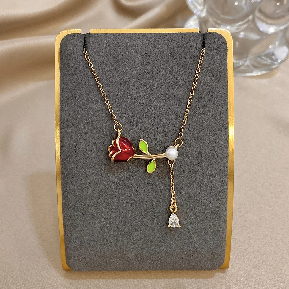 ファッショナブルなパールレッドエナメルローズペンダントネック - Pearl Choker Necklace Vintage のレビューと価格
