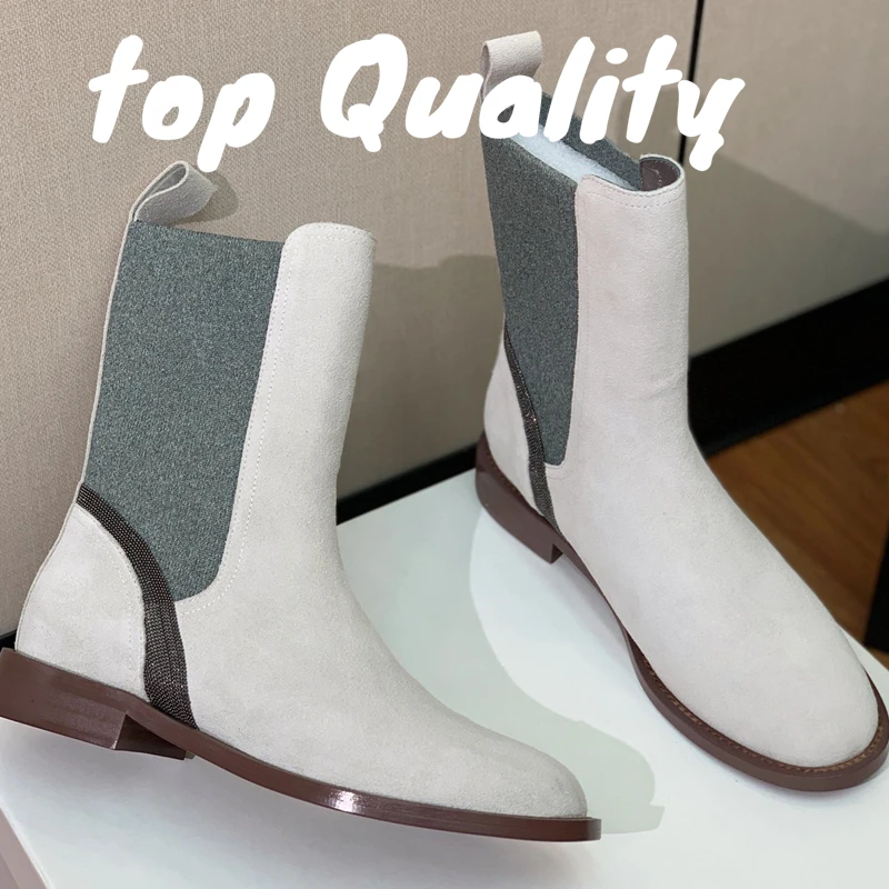 

2025 Новые модные женские ботинки. Повседневные ботинки. Меховой интегрированный материал. Дизайн с острыми кончиками. Резиновая подошва. Удобство и универсальность.