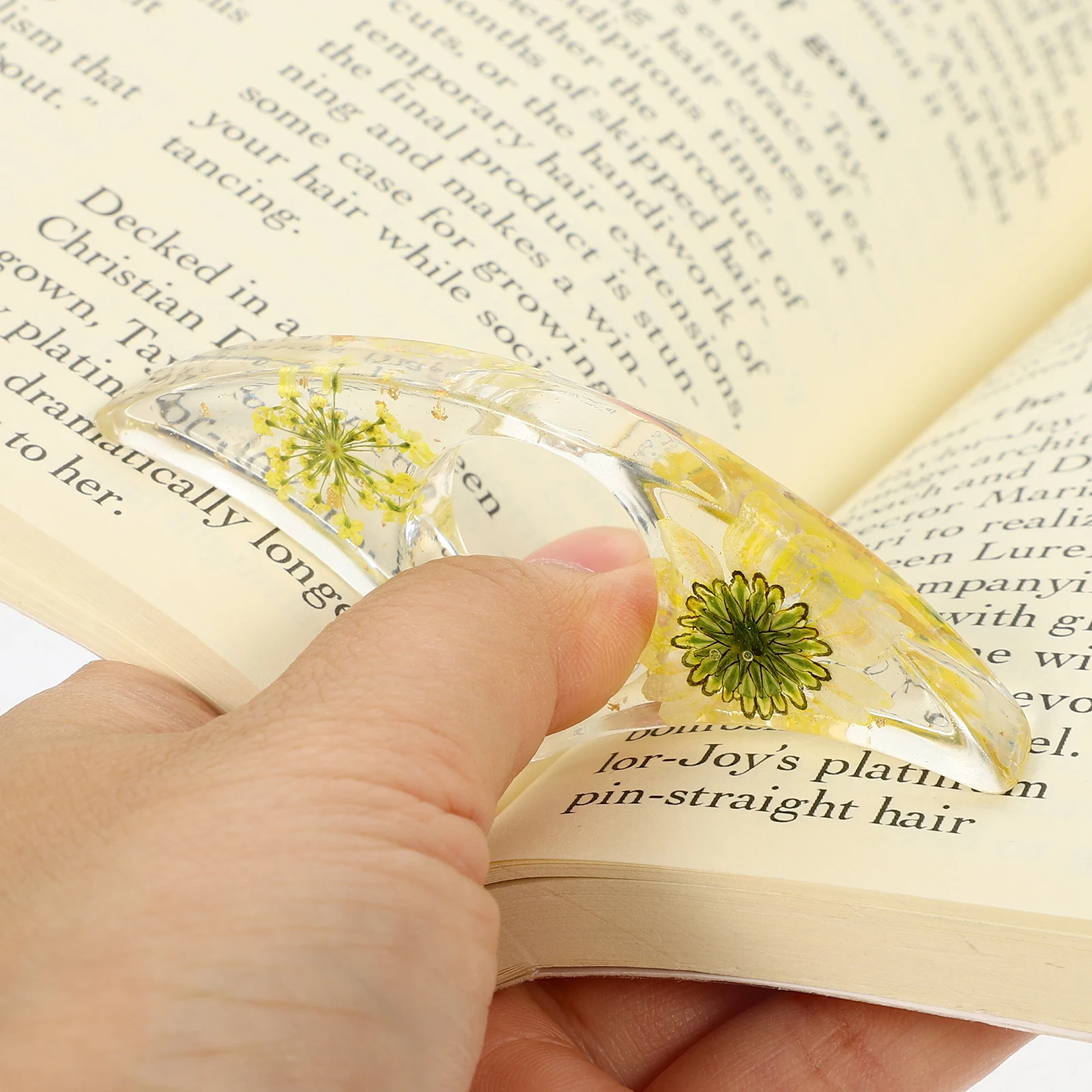 フラワーブックマーク読書アクセサリー、親指ブレースリング、プラスチックページオープナー用の小さなホルダー、多機能スパイダー学生棚