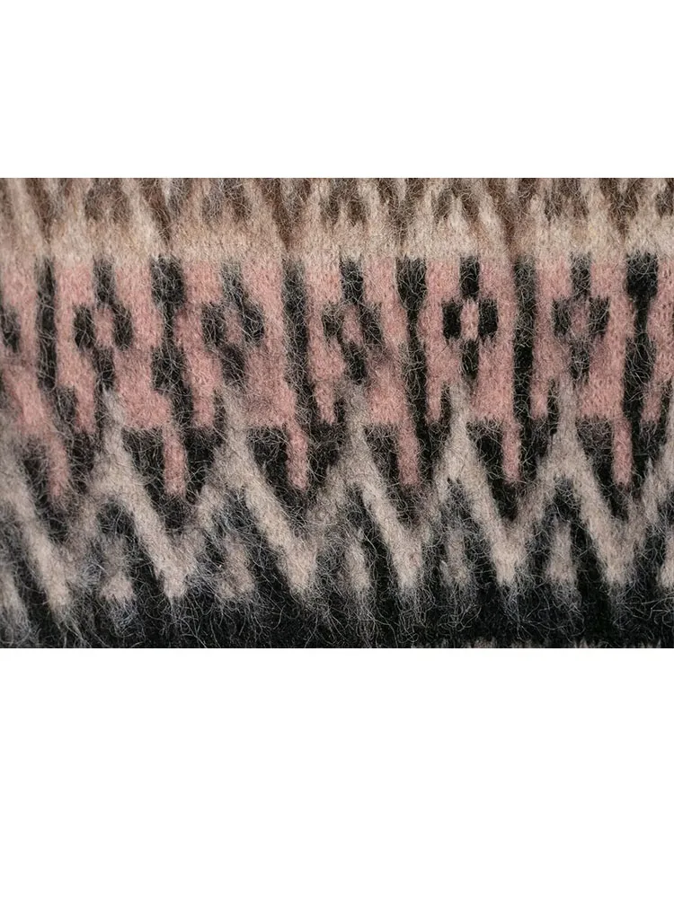 

HH Women Winter Fashion Crew Neck Rubber Effect Jacquard Sweater Female Versatile Street Casual Warm Long Sleeve Pullover Top