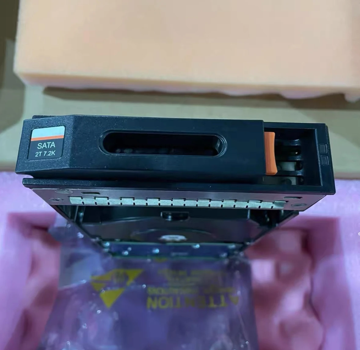 

Для жесткого диска 0231G520 2T 7.2K SATA 3.5 S2600