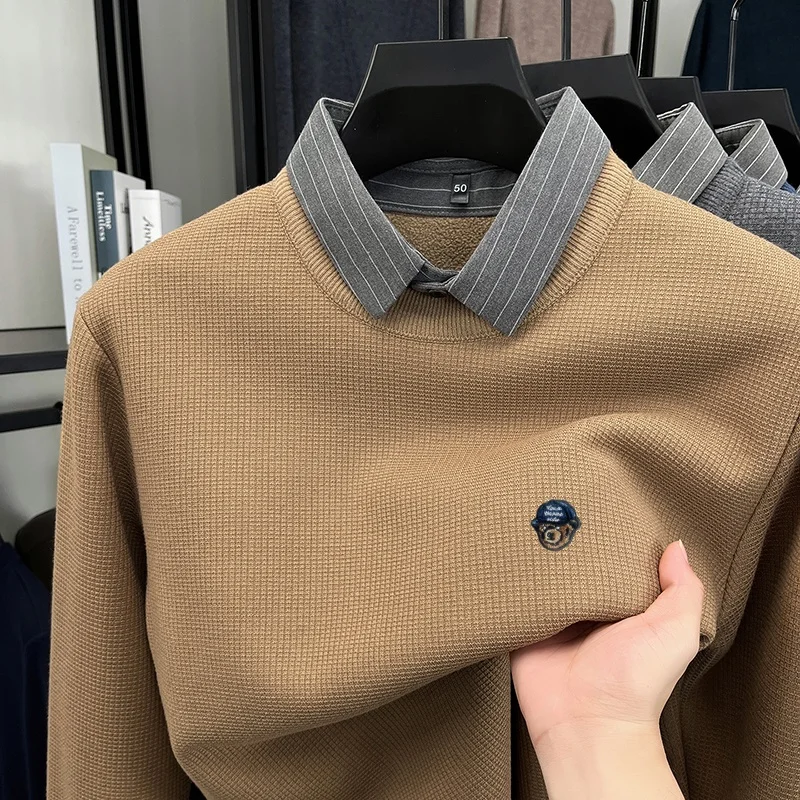 

Мужской роскошный осенне-зимний элитный ложный двухсекционный рубашка с воротником и вышивкой, вязаный пуловер с героями мультфильмов, модная мужская одежда для отдыха