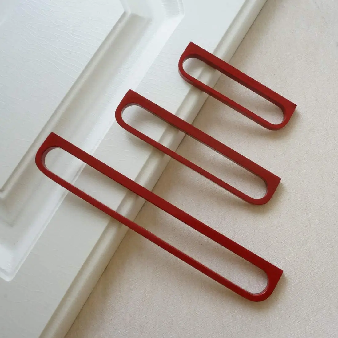 Red Handles for Cabinets and Drawers Bedroom Wardrobe Cupboard Dresser Pulls Handle Zinc Alloy Modern Furniture Hardware 320mm