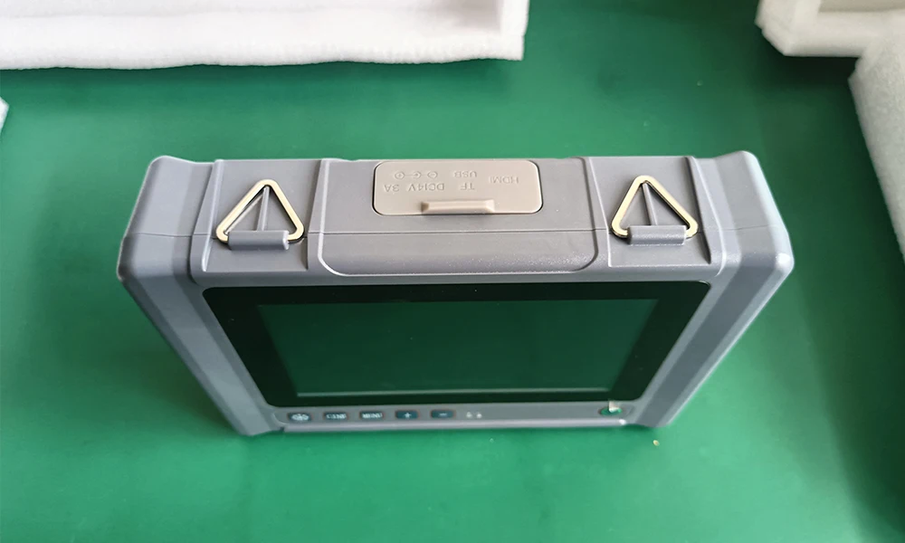 GF-T001 8 Inch Veterinary Ultrasound Scanner for Farm Animals 32GB Storage 8h Continuous Use Handheld Digital 3.5MHz