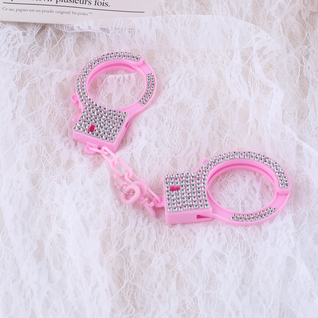 

Girls Halloween Plice Cosplay Props Pink Diamond Handcuffs Bondage Set Ankle Cuffs Chain with Keys Hand Kids Play Tricks Props