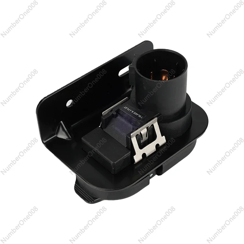 Car trailer power supply connection American 7-core 4-core socket integrated plug yacht RV modification accessories