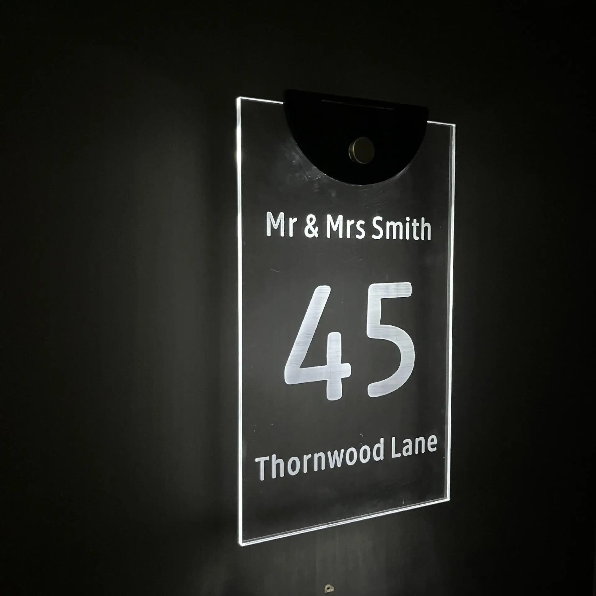 

Personalized Exterior house number Acrylic Led Customized Address Outdoor Street Name Solar House Sign