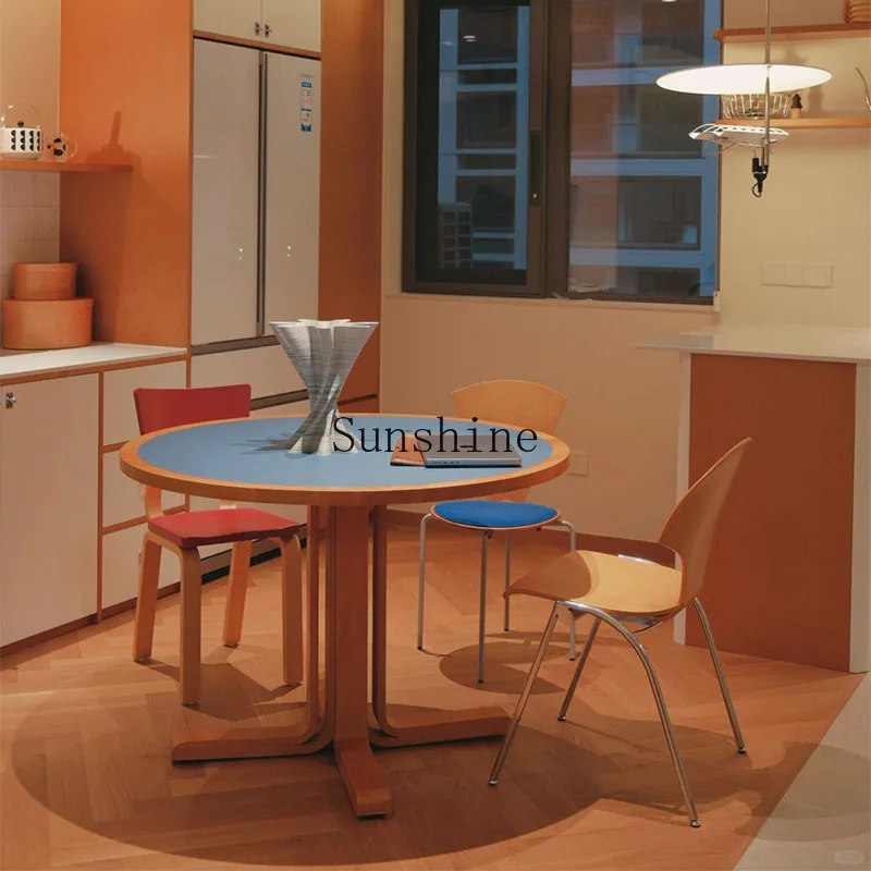 

Nordic medieval dining table solid wood modern, household, small apartment round and simple, discuss combination