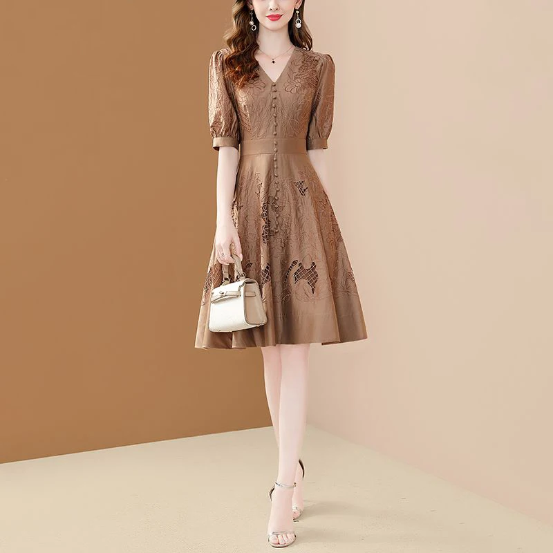 業界刺embroideryのドレス,婦人服,新しいファッション,スタイル,スリム,Vネック,カットアウトスカート,夏,コレクション2023