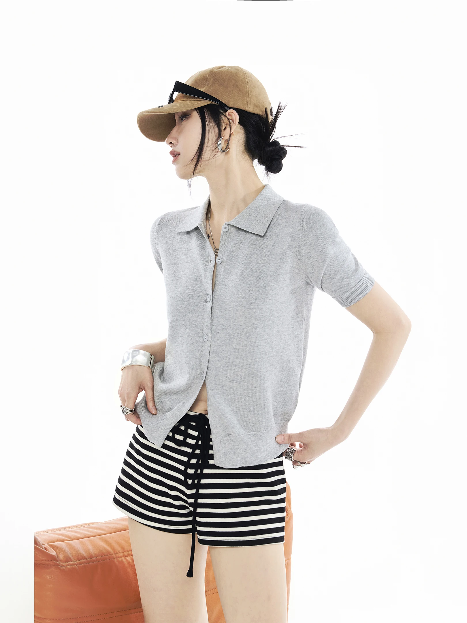 

Женская тонкая вязаная футболка Ich Mode из овечьей шерсти с коротким рукавом, летний новый стиль, кардиган с открытыми плечами, топ с отложным воротником, повседневный S...