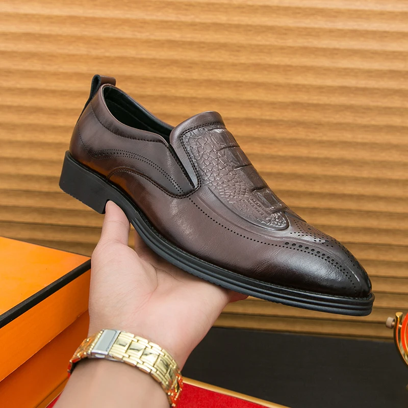 Large Size 38-46 Vintage Men Brogues Black-brown Color Men Crocodile-patterned Leather Business Casual Shoes Social Shoes