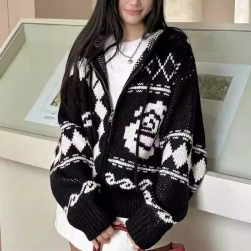 Women Hooded Zip Up Geometric Pattern Long Sleeve Cropped Knit Cardigan