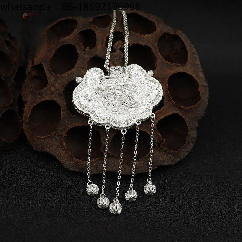 999 Sterling Silver Tianzi Protégé Lucky Lock Foot Silver Necklace Pendant New Chinese Adult Baby Safety Lock