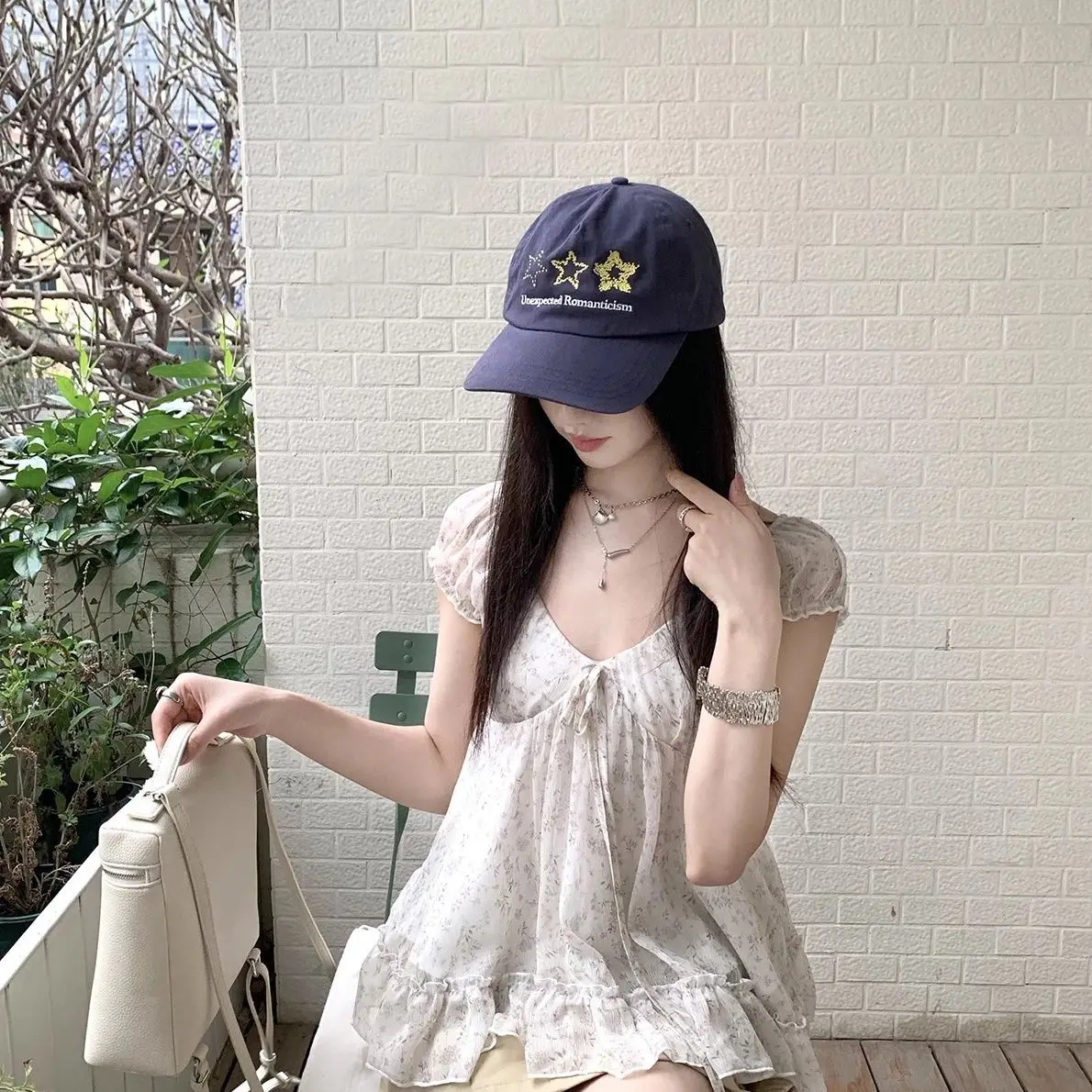 Onalippa 2026 New Loose Features Puffed Sleeves Ruffled Edges Floral Print Cute Women Summer Short-sleeve V-neck Fashion Top