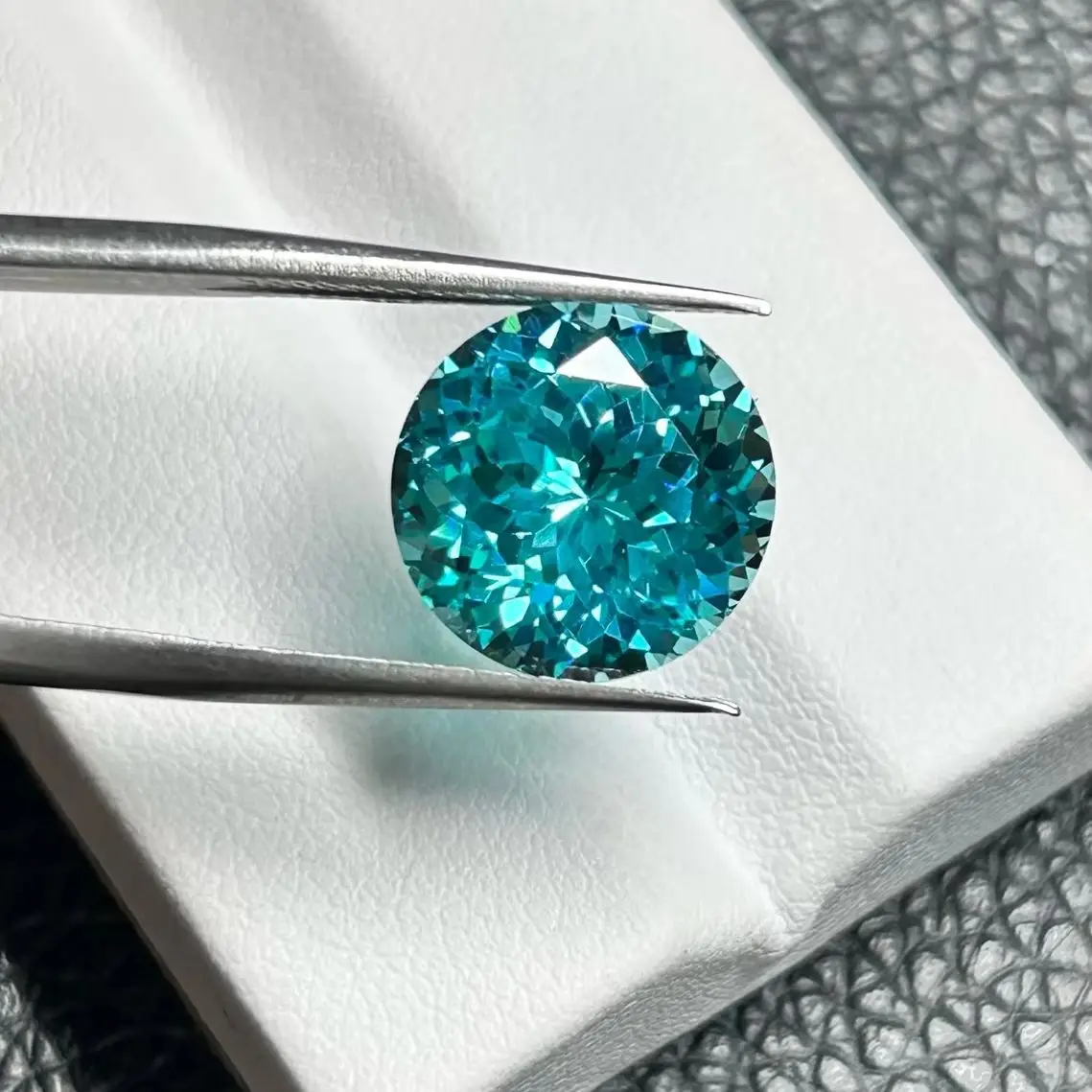 

8mm Lab Grown Round Blue Paraiba 3 Carats Loose Gemstone For Jewelry DIY Making