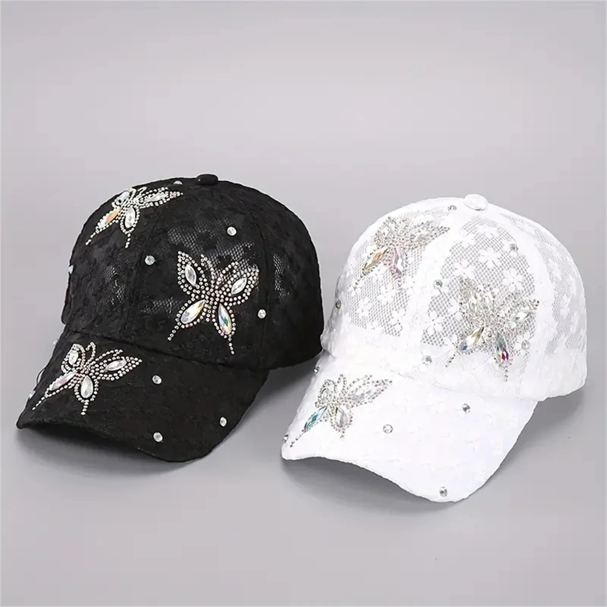 Spring, autumn and summer new Korean version of women\'s diamond small flower baseball cap breathable tie-in hollow flower cap