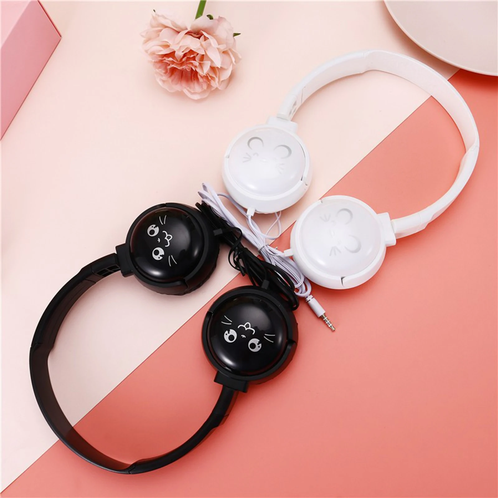 3.5mm Wired Headset Wired Over-ear Headphones Portable Music Earphones High Quality for Kids MP4 MP3 Smartphones Laptop