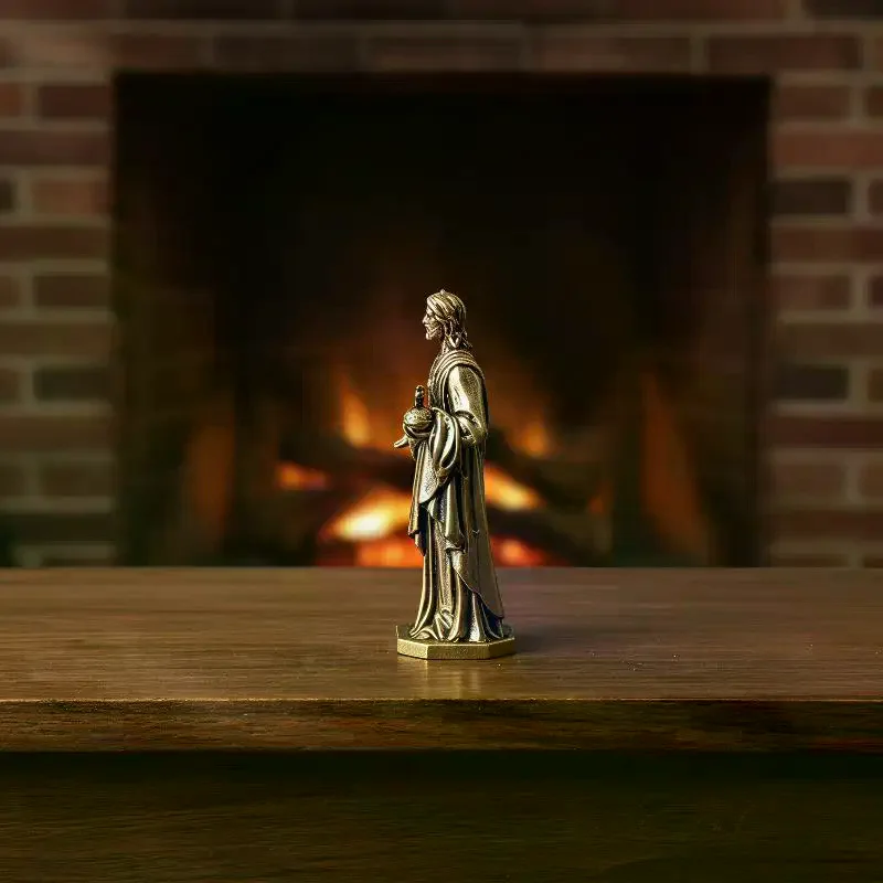 Handcrafted Mini Brass Statues Figurines Solid Desktop Ornaments for Study Shelf Home Decor Birthday Souvenir Gifts