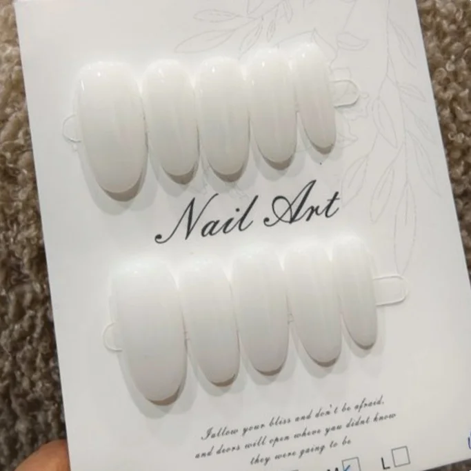 

10Pcs Handmade Nails Natural-Tone Gradient Long Almond Shape Simple and Elegant Press-On Nail Tips Perfect Gift for Women