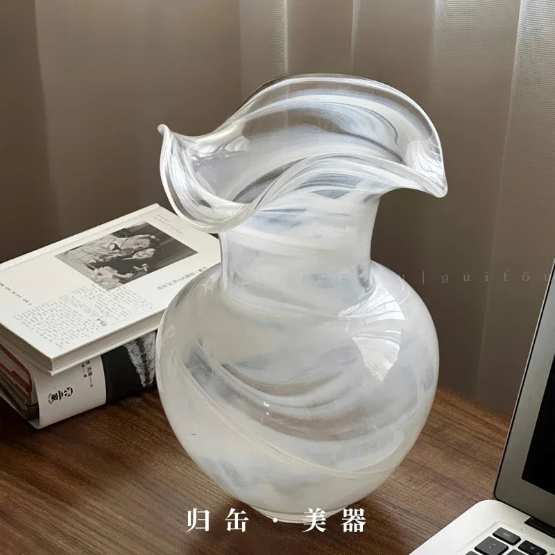 white Song Dynasty aesthetic glass glazed high-end niche vase retro light luxury ornament