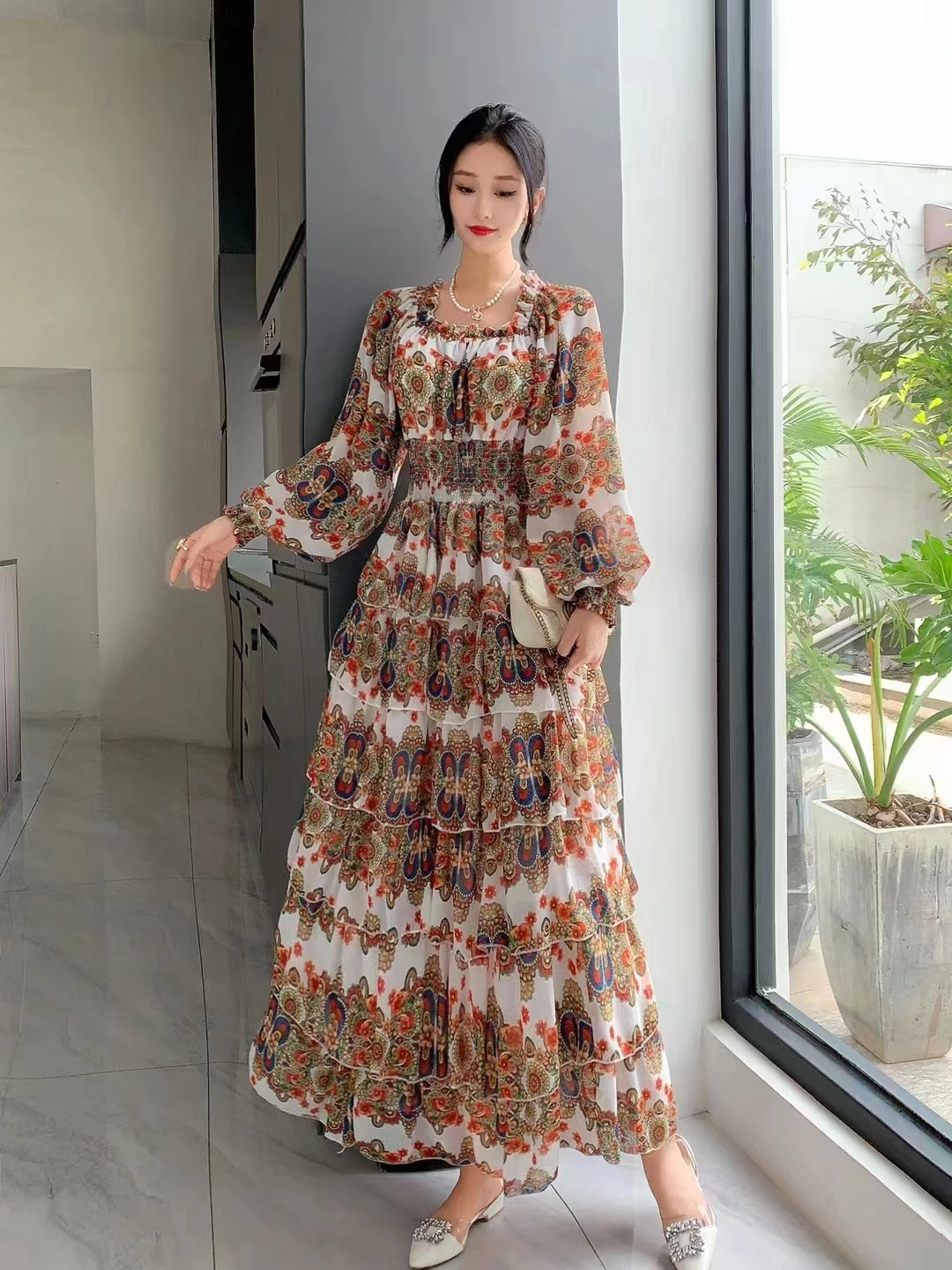 2023 New Spring Autumn Women Long Sleeve Slim Long Dress High Quality Retro Print Sweet Multi-layer Cake Big Hem Elegant Dress