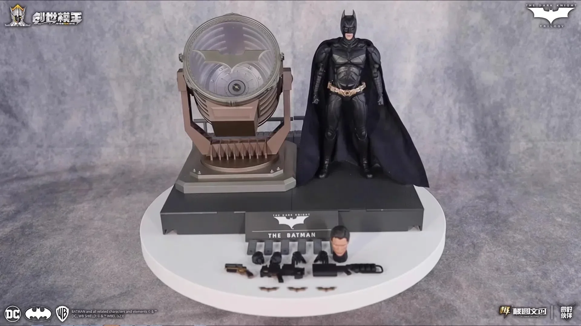 Batman Modoking Figures The Dark Knight Batman Assembling Movable Figurine Model Armor Suit Bat Batman Lamp For Children Gifts