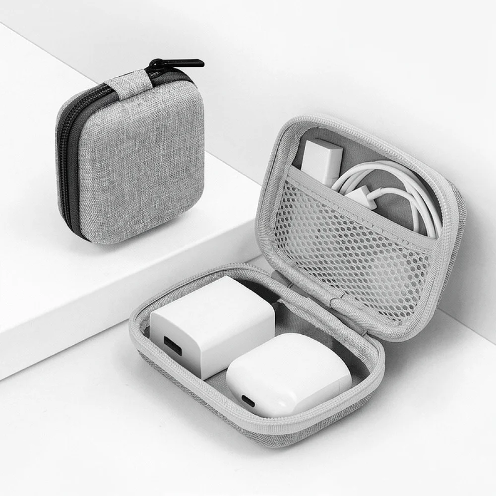 Pochette de rangement compacte - Tech Accessories Hard Case avis et prix