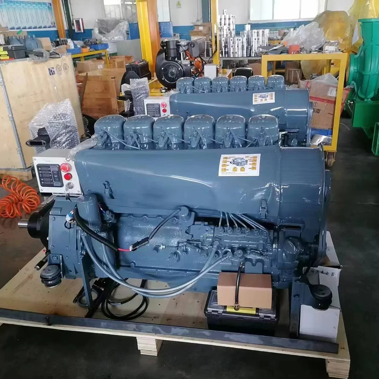 مجموعة مضخة مياه تبريد الهواء 6 أسطوانات 60 كيلو وات 82 حصان محرك ديزل F6L913 مع لوحة تحكم ذكية بمقبض