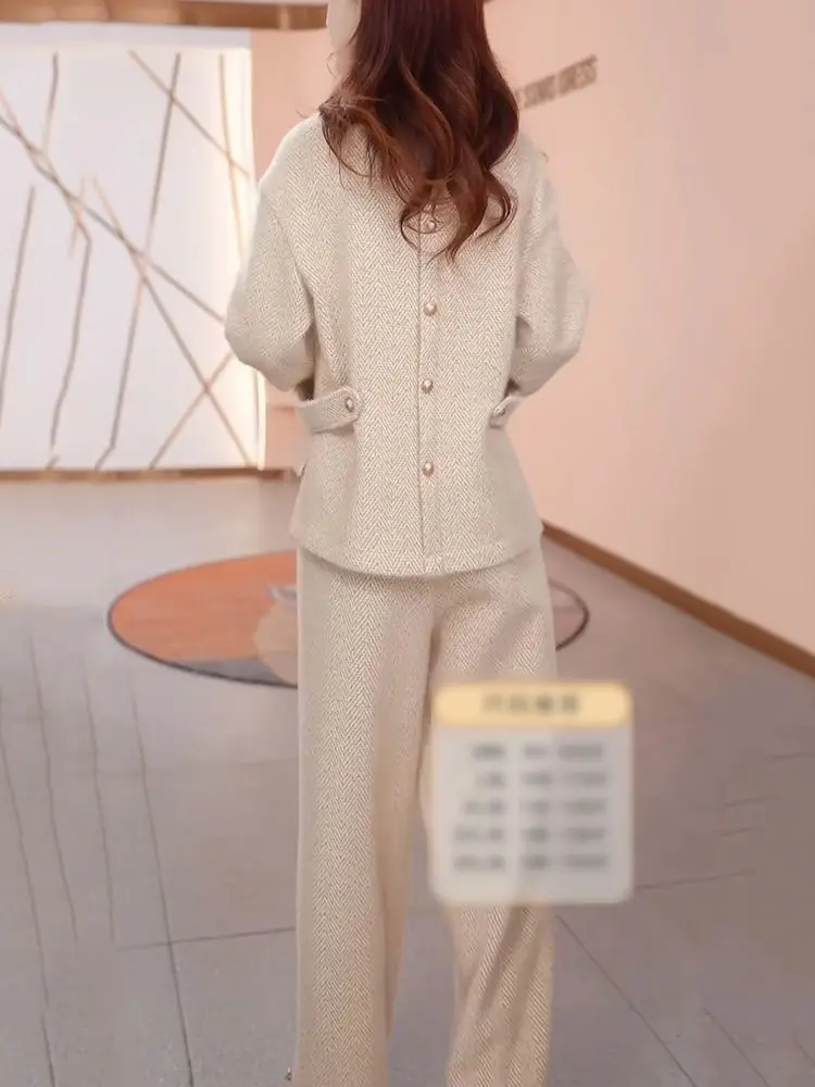 Moda e estilo casual luz luxo minimalista conjunto outono e inverno 2025 feminino versátil manga comprida topo e calças