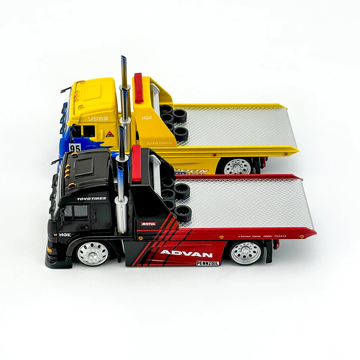 Diecast 1/64 Scale KamaZ Modified Transport Trailer Car Model Alloy KamaZ Spoon Advan Painted Car Model Collection Display