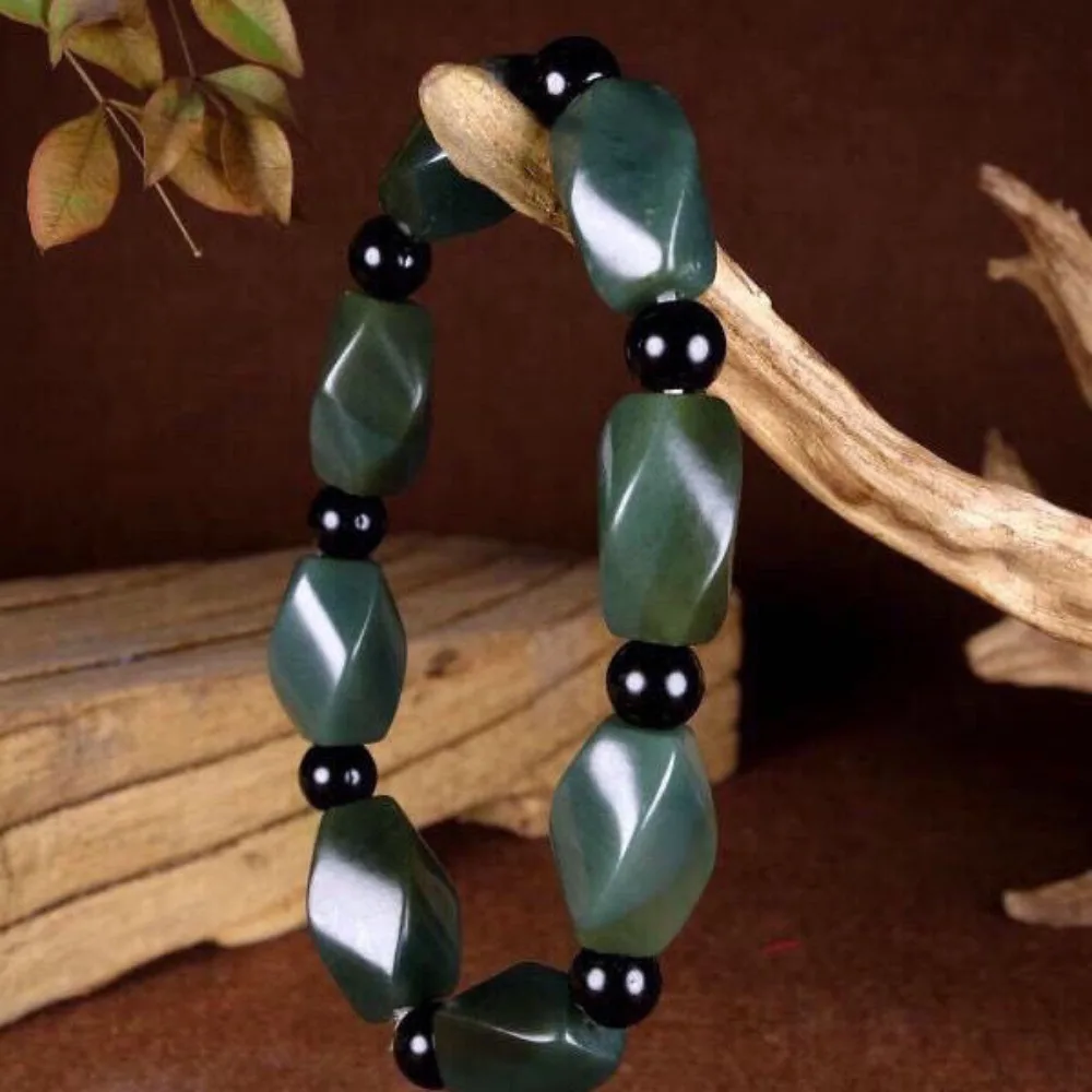 

Hetian Qingyu Bracelet Change the Course of Events Jade Bracelet Fine Carving Gift Wearing Temperament energy