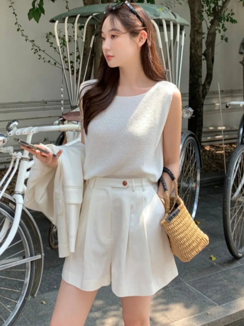 

Белый вязаный жилет, женский летний новый базовый слой, свободный универсальный дизайн, топ для поездок на работу, чистый цвет